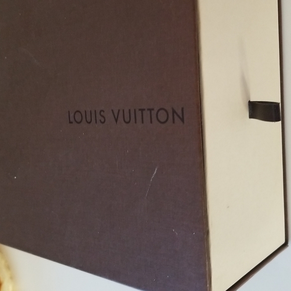 Louis Vuitton shoes - Picture 12 of 14